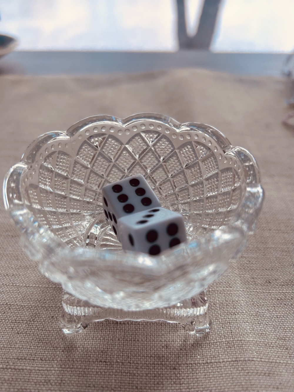 Clear Pressed Glass Mah Jong  Dice Dish with Two Dice